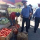 Караколдо баш аламан соода-сатык кылган жарандарга түшүндүрүү иштери жүргүзүлүүдө