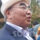 "Өзүмдү абдан бактылуу сезип турам". Аскар Акаев УКМКдан чыкты, аны журналисттер тосуп алышты