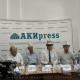 Манасчылар "Так мураскери" тасма тууралуу маалымат жыйын беришүүдө