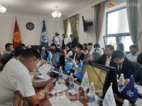 Бишкек шаардык кеңештин депутаттары мэрди шайлоо үчүн чогулушту
