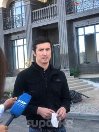 Атабек Садыркулов: "Атам менен иним жетекчиликке каршы чыкканы үчүн жумушка алынбай калдым"