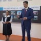 Улукбек Марипов Кашка-Суу айылындагы мектептин 11-классынын окуучуларына тарбиялык сабак өтүүдө
