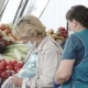 "Коон, дарбыз, помидор, жаңгак көп өттү". Москвада Кыргыз өлкөсүнөн ташылып барган айыл чарба азыктарынын жарманкеси өттү