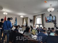 Бишкек шаардык кеңештин депутаты коомдук транспорттогу жол киренин баасын азыркы тариф менен калтыруу керектигин айтты
