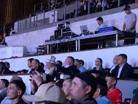 Абылгазиев, Турганбаев... Спорт сарайында балбандарга күйөрмандык кылып отурган экс-жетекчилердин сүрөтү тарады